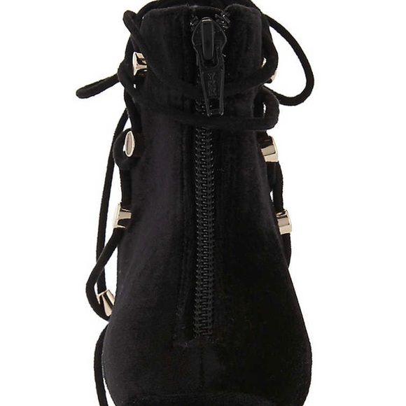 Women’s Strap Heels - Picture 3 of 3